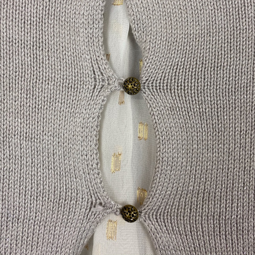 Lucky Brand Grey Chiffon Layer Sweater Size Medium - Picture 4 of 13